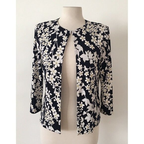 Jessica Howard Jackets & Blazers - Jessica Howard White Floral Print Jacket Size 6